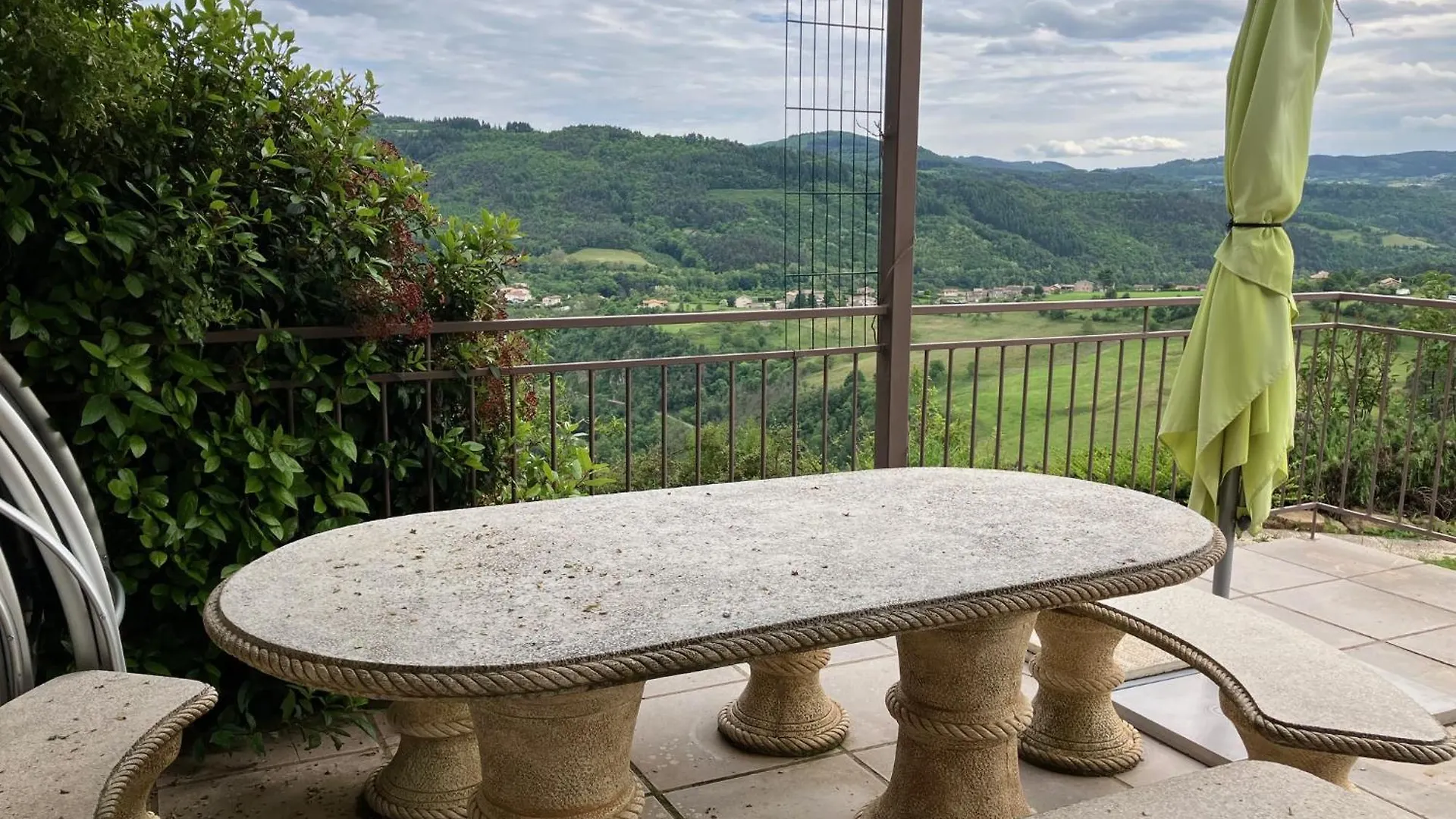 Ardeche, Gites La Cote Des Buis, Avec Piscine Interieure, Jacuzzi, Vallee Du Doux